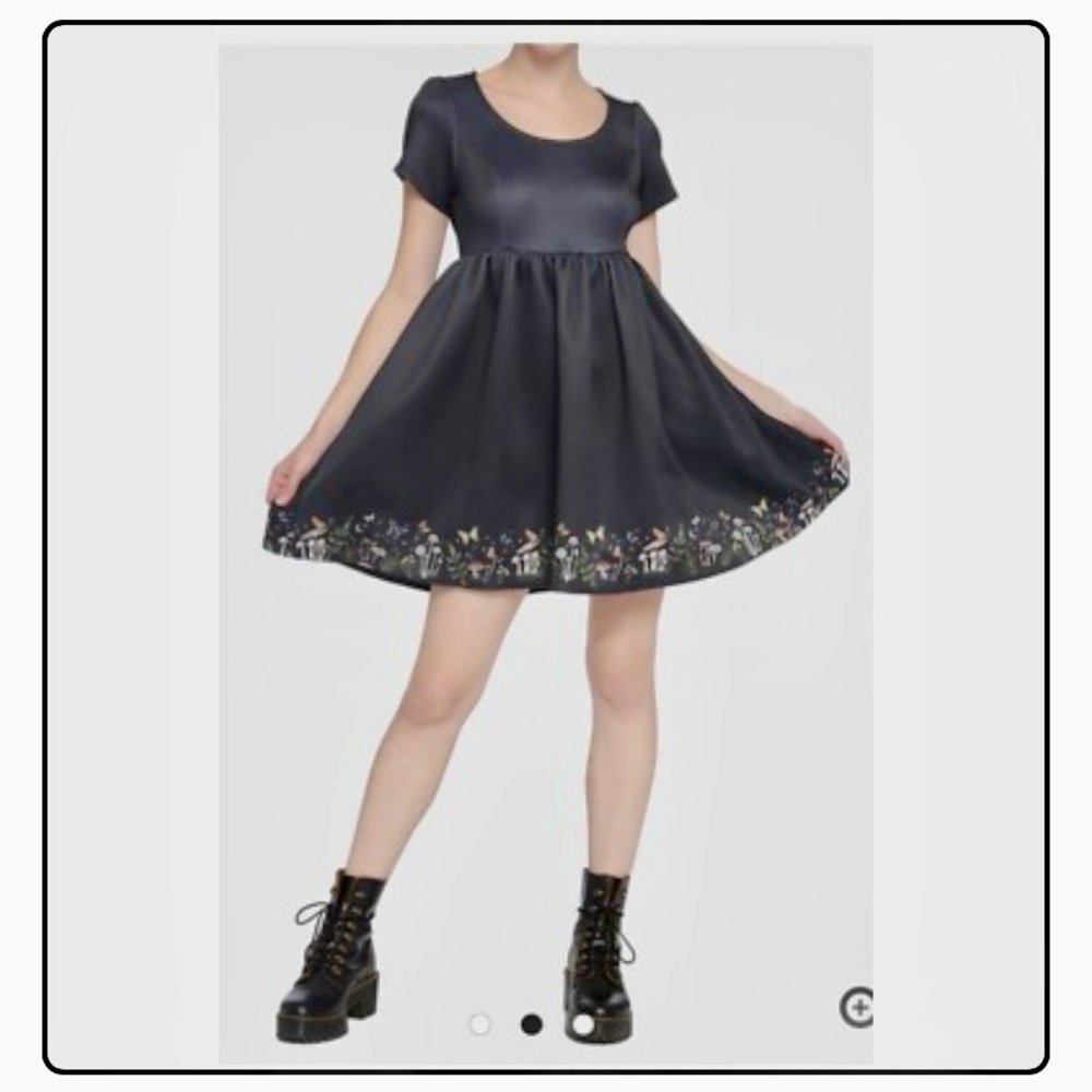 Hot Topic Babydoll Mini Dress XS Black Mushroom Whimsygoth Fairycore Cottagecore - Picture 1 of 15